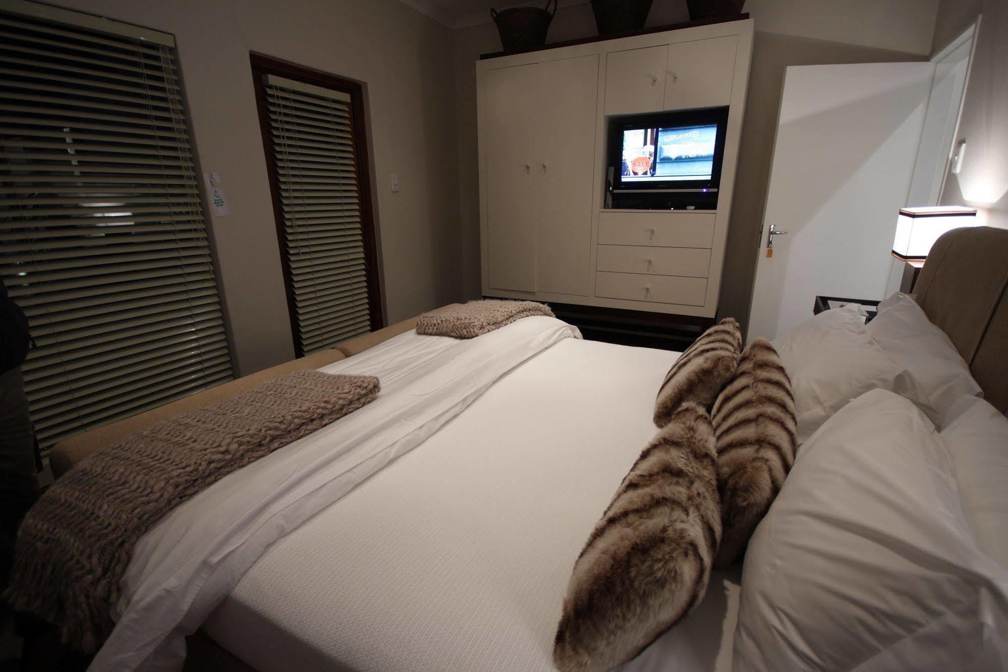 Dundi Lodge *
