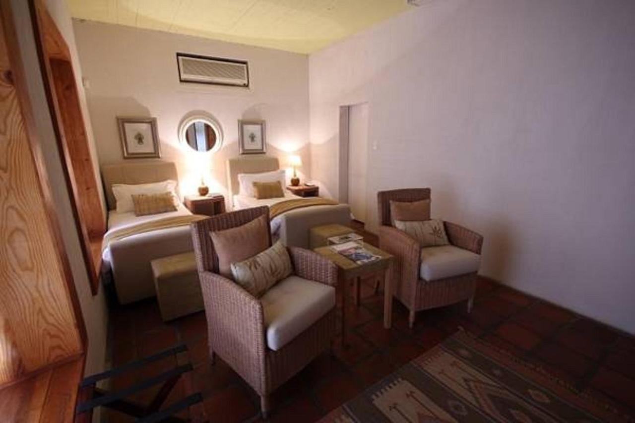 Dundi Lodge *